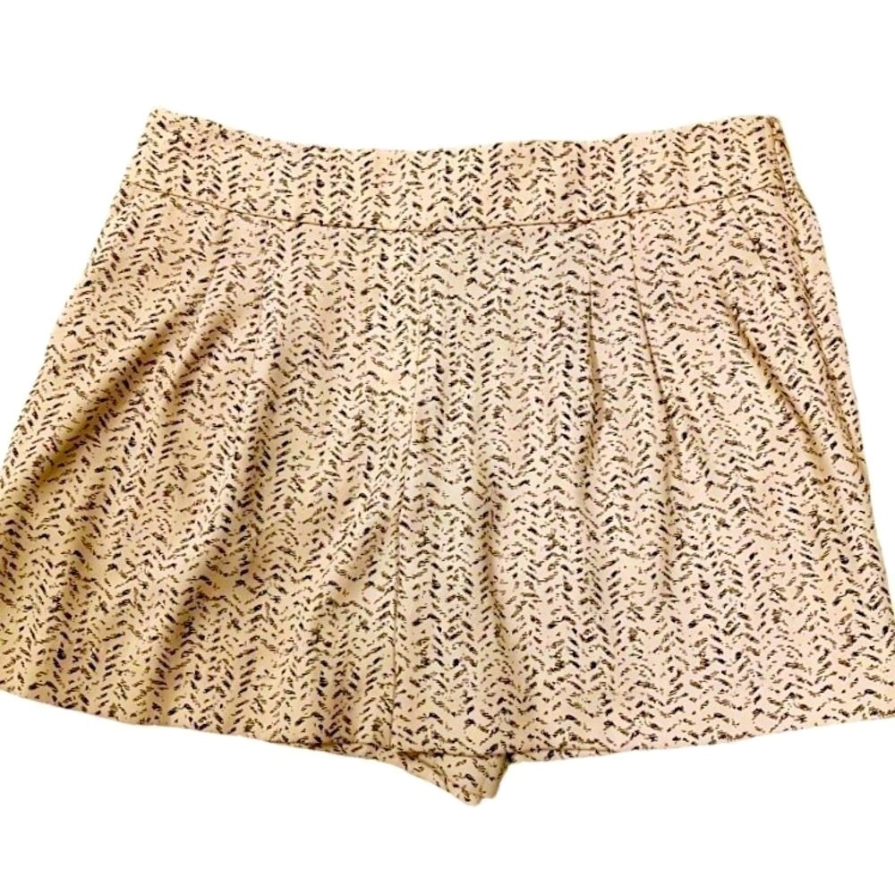 LOFT Cream Printed Women's Shorts